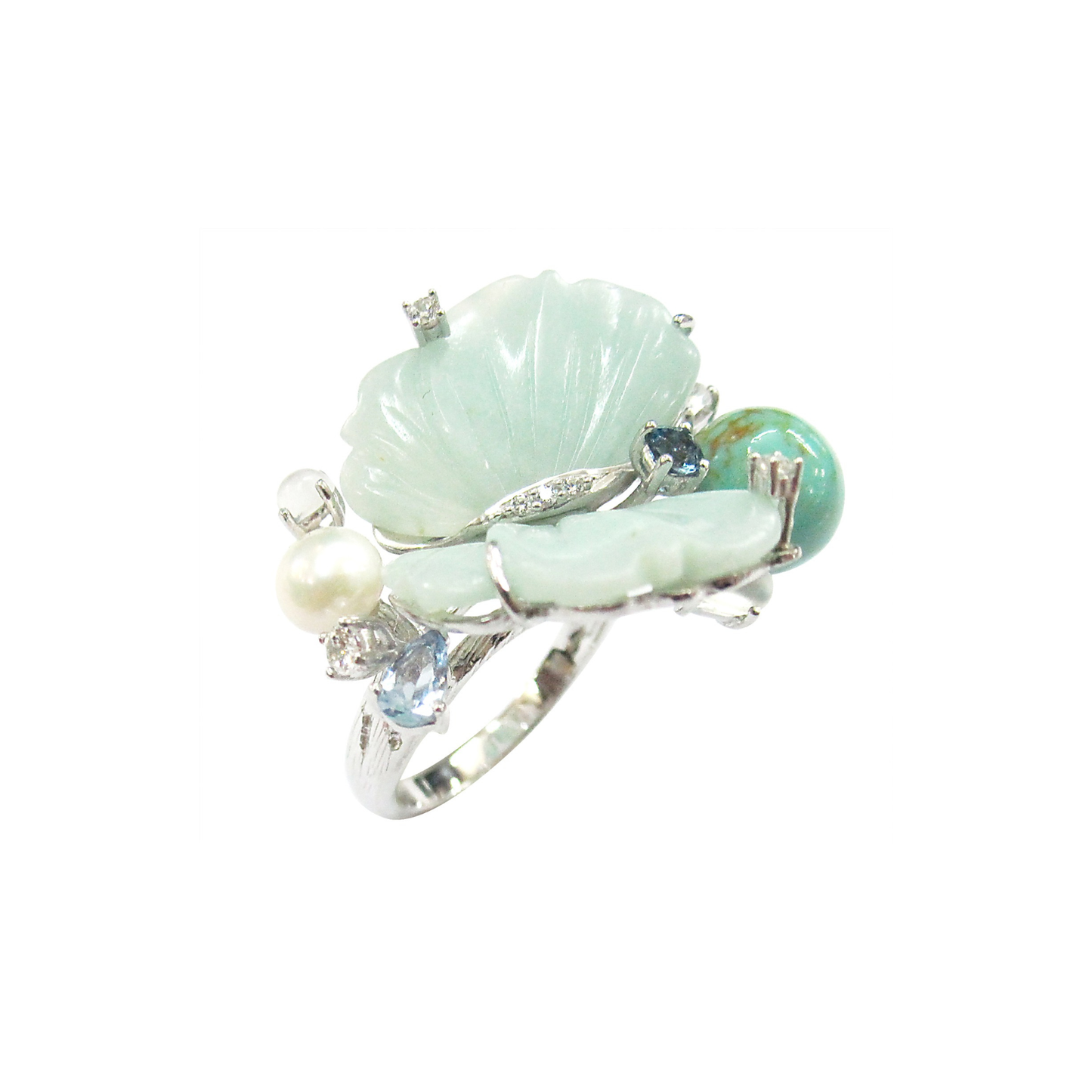 CELESTIAL FLUTTER RING